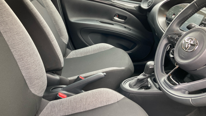 Toyota Aygo X 1.0 VVT-i Pure 5dr Auto Petrol Hatchback